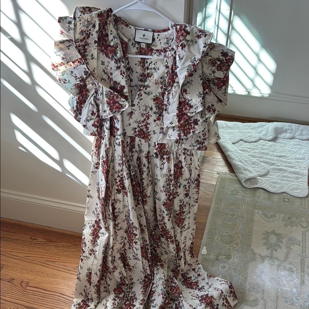 Tuckernuck dresses. Size small, two maxi, three mini